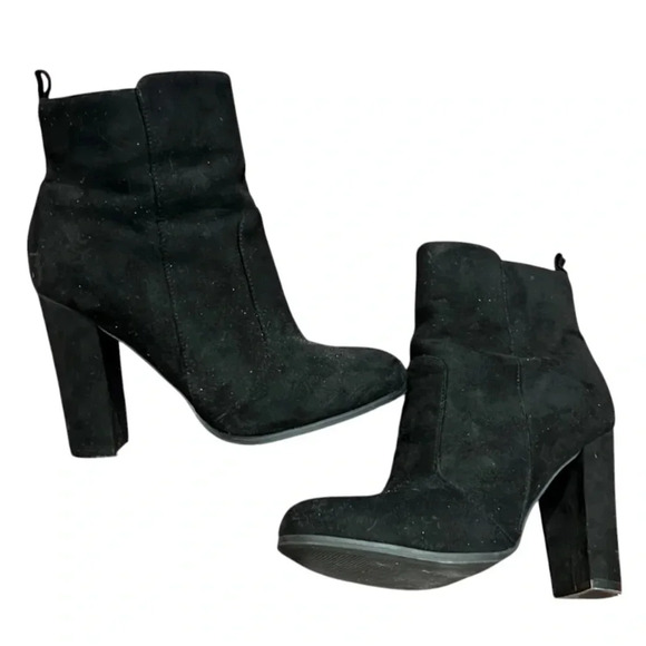 Shoes - Black size 8 booties